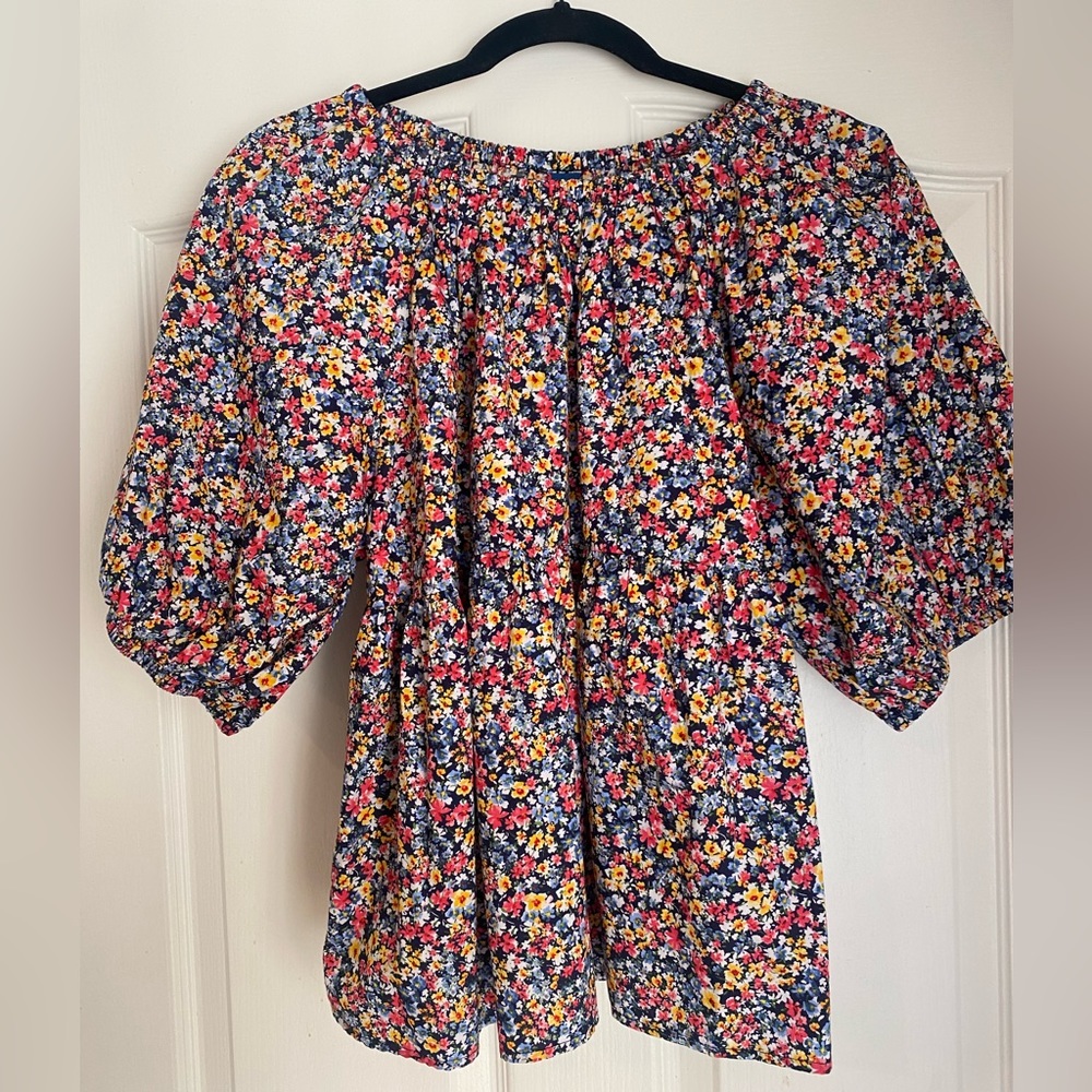 Like new Old Navy Top